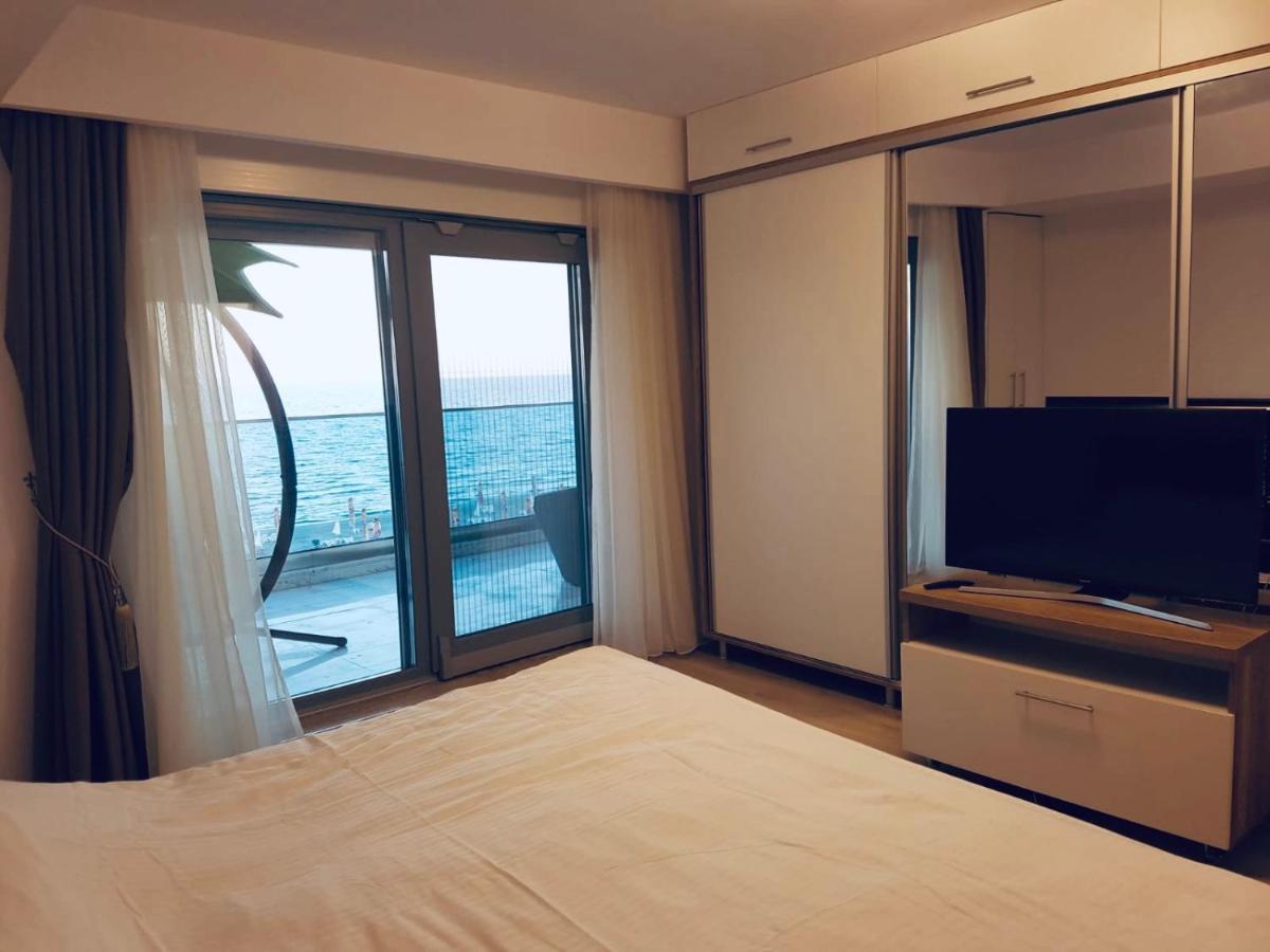 Wave 2 Mamaia Prima Linie Vedere La Mare 120Mp Năvodari Exterior foto