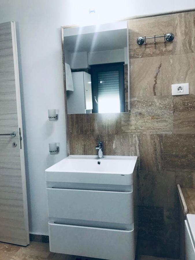 Wave 2 Mamaia Prima Linie Vedere La Mare 120Mp Năvodari Exterior foto