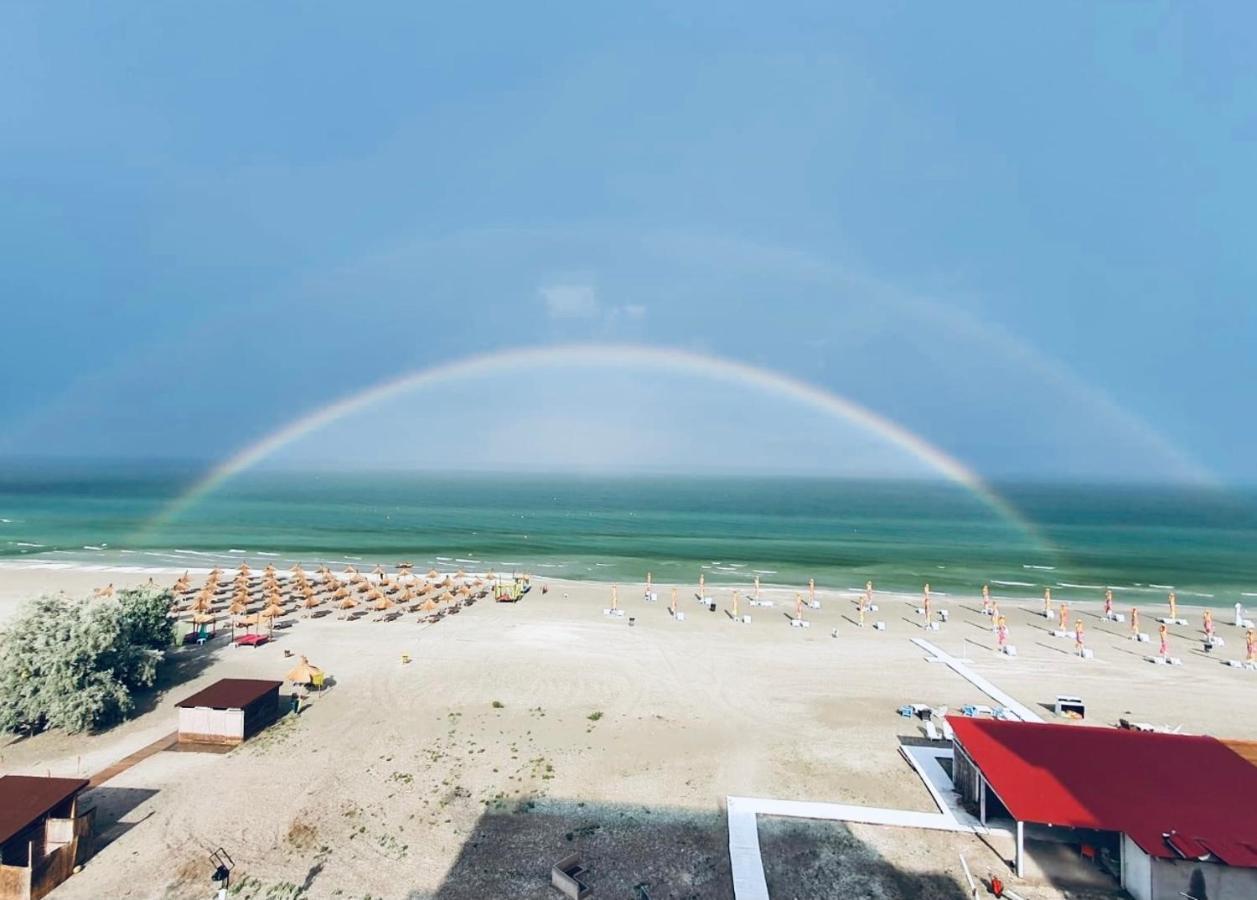 Wave 2 Mamaia Prima Linie Vedere La Mare 120Mp Năvodari Exterior foto